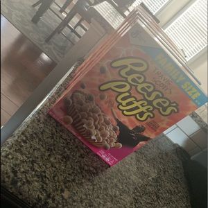 Travis Scott Reese’s Puff